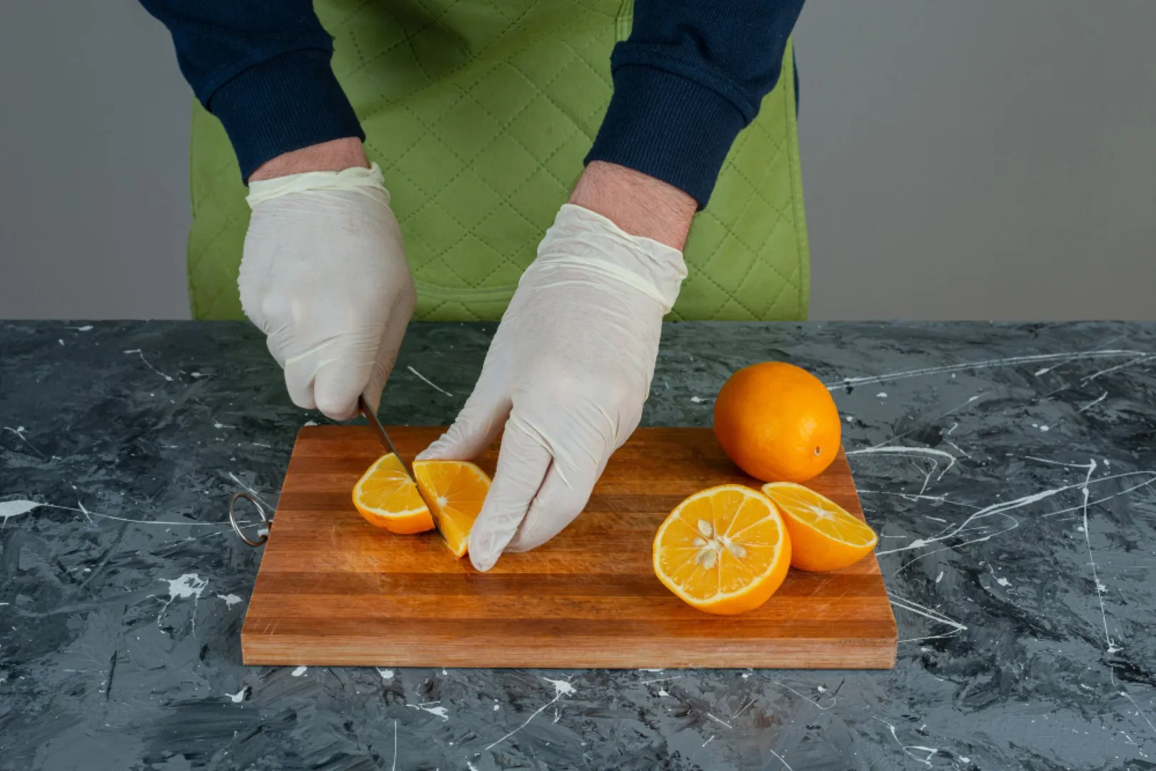 How to Select the Best Disposable Gloves for Your Business